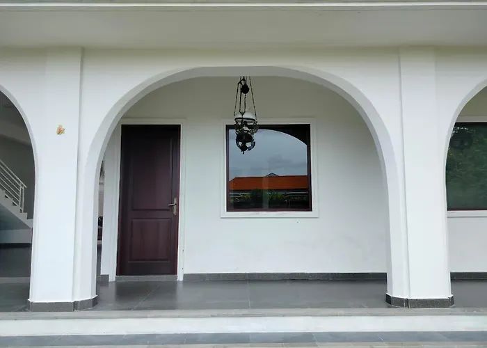 Naungan Intaran Mandala * Sanur